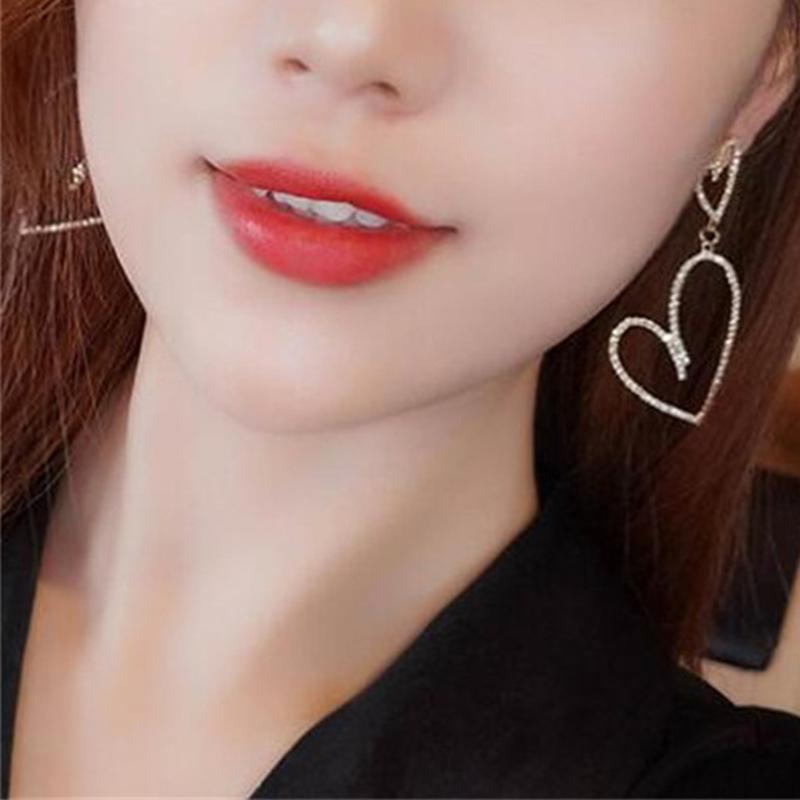 Diamond-Filled Heart-Shaped Long Stud Earrings Metallic And Heart-Shaped Earrings Gold And Silver Earrings