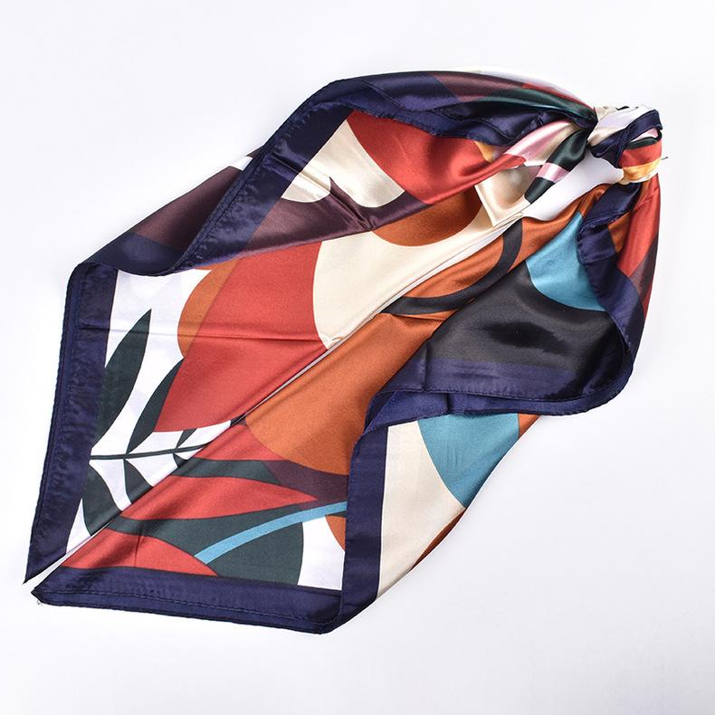 

Квадратный шелковый шарф с роскошным дизайнерским принтом для женщин, мягкая атласная лента с лошадьми, шейный платок, офисный хиджаб, повязка на голову, фуляр, для сумки, ленты