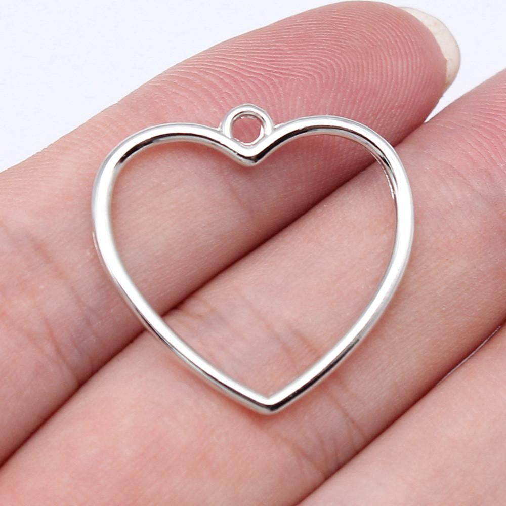 Charms Openwork Heart Pendants Vintage Jewelry Supplies QC068