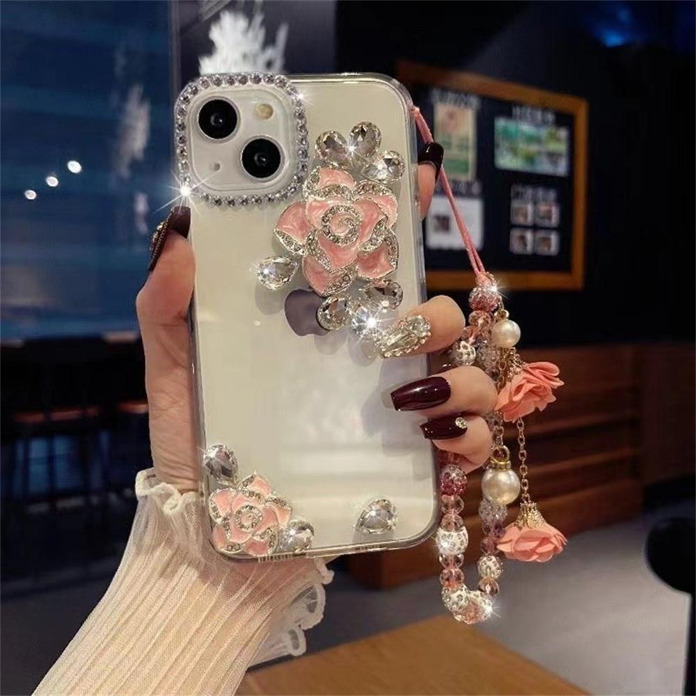 

Shining Diamond 3D Flower Cover For iPhone 11 12 13 14 15 Pro Max X XS Max Xr 7 8 Plus Mini Crystal Bracelet Hard Case For iPhone 15 Plus