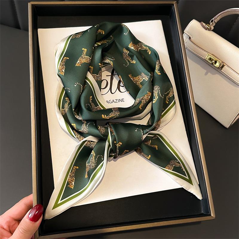 

Foulard De Cou En Soie Imprime Cheval Pour Femme, Foulard Carre Pour Cheveux, Bandeau, Chales, Bandana 14X147cm