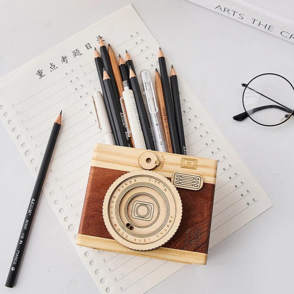 Artistic Camera Pen Holder Home Decor Retro Office Study Desk Decoration Stationery Container Wooden Crafts Gift for Students