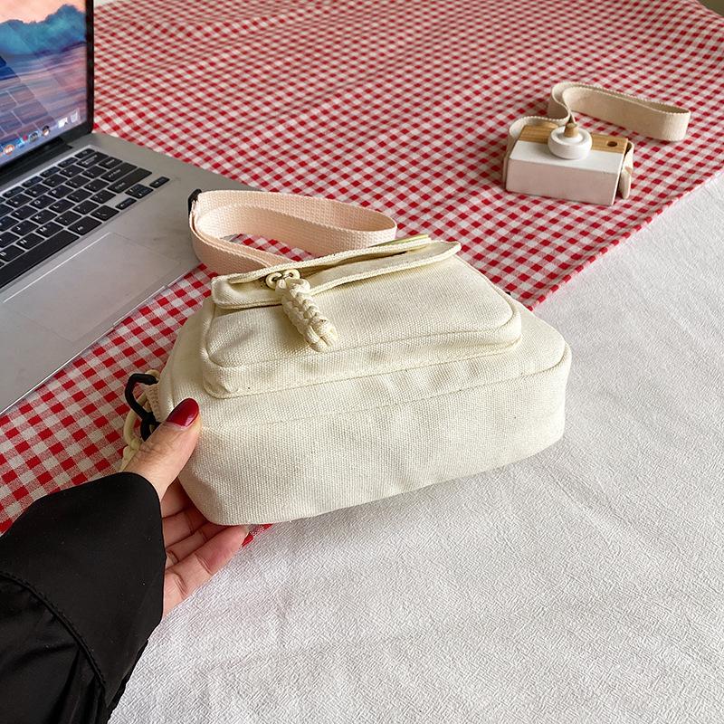 Canvas Bag Women's Messenger Bag 2025 New Korean Version Trendy Ins Japanese Literary and Artistic Versatile Cute Shoulder Bag Small Bag