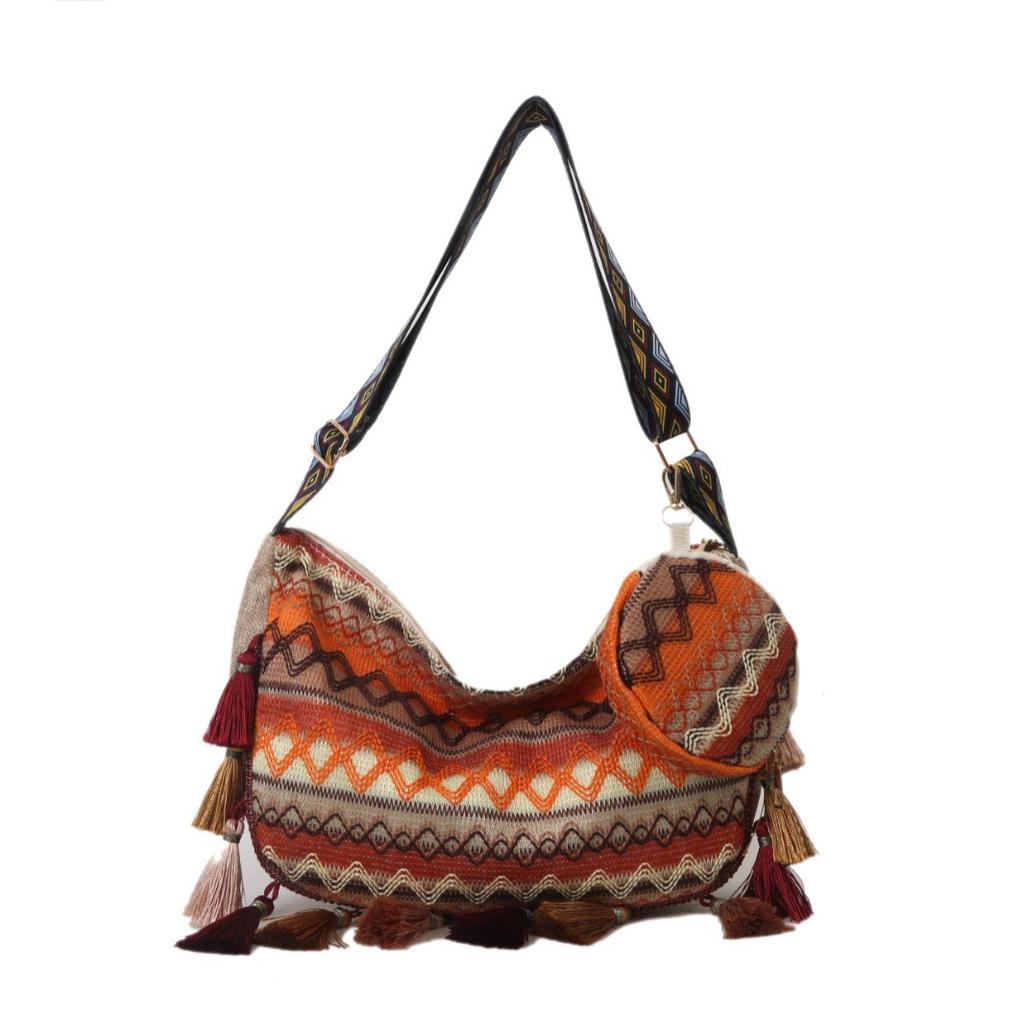 Large Capacity Ethnic Style Canvas Bag 2026 Fringed Wide Shoulder Strap Single Shoulder Crossbody Commuter Crescent Bag