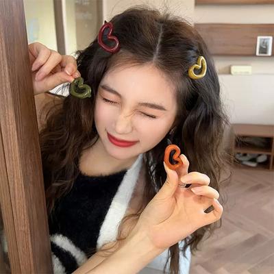 4Pcs Forehead Hair Clip Child Size Loveful Side Parted Fringe Clip Hairpin Invisible Duckbill Clip Mordani Color for Girls  Jewelry