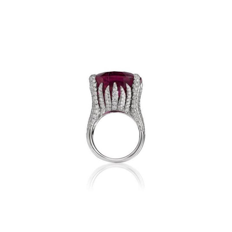 Luxurious Ruby Women's Ring Geometric Shape Diamond Ring Elegant European and American
