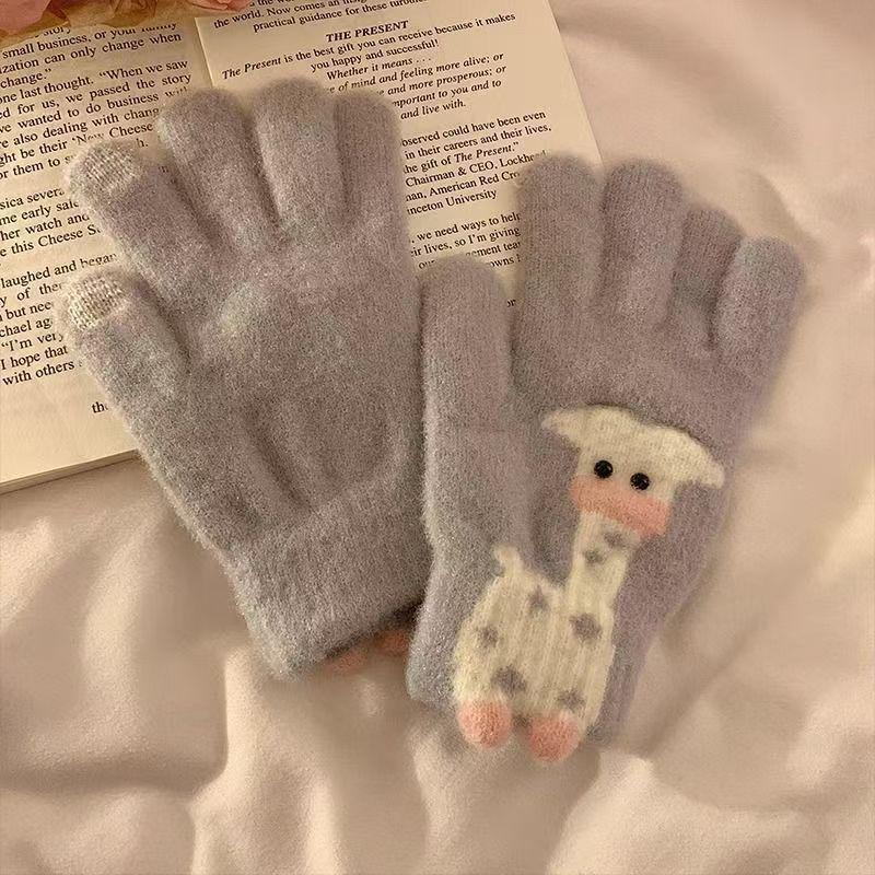 Cute giraffe plush knitted five-finger female plush thickened cycling cold protection