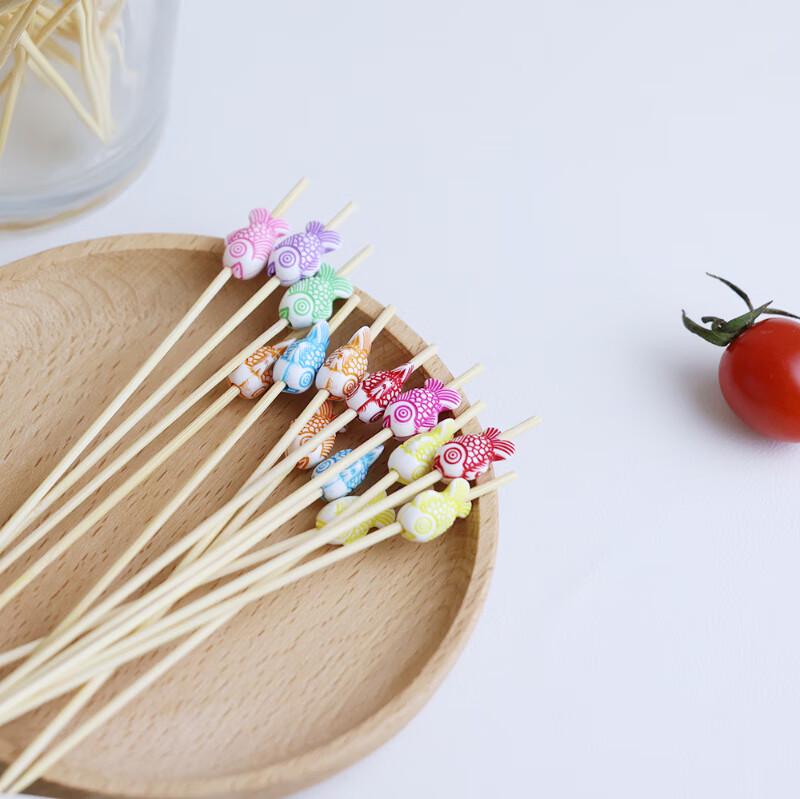 ZISIZ Small Fish Bamboo Fruit Picks