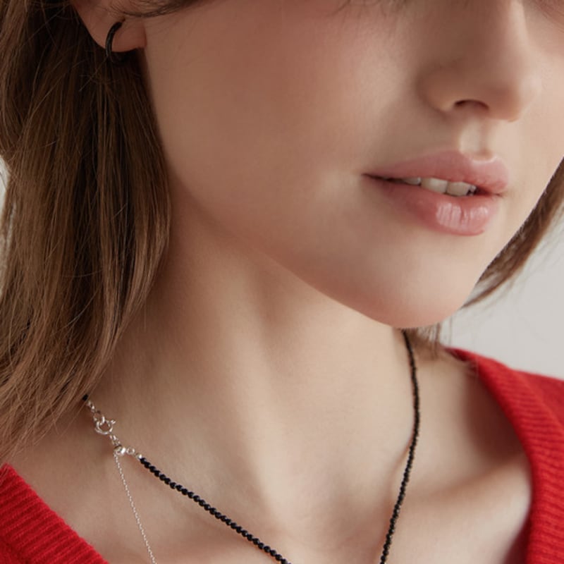 TATIANA Black Shiny Heart Bead Necklace NZ2150