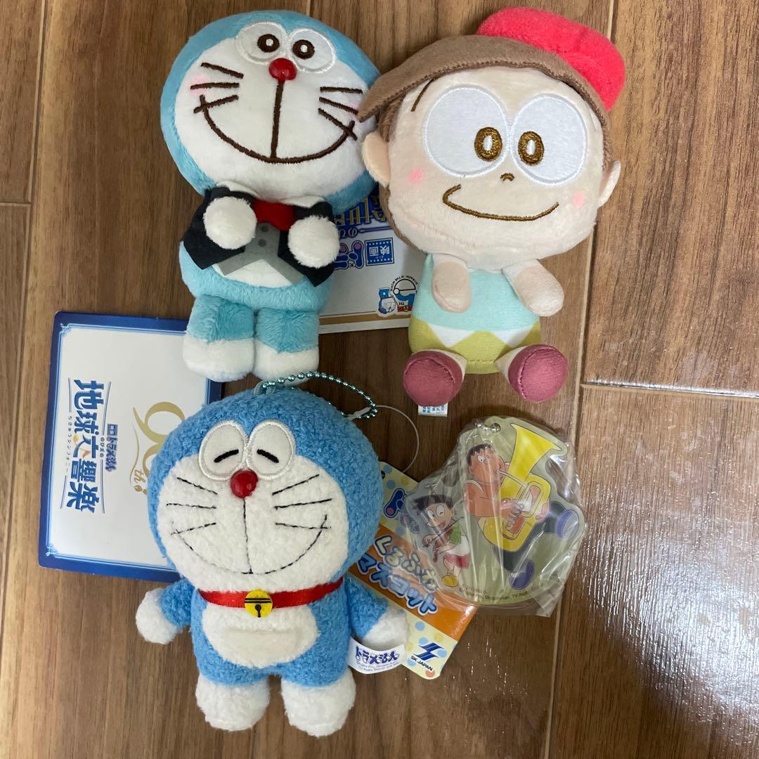 Doraemon mascot acrylic key chain set