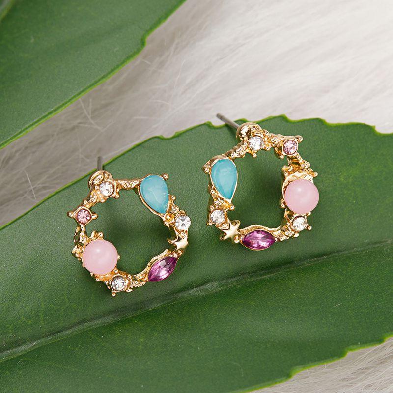 Female Luxury Crystal Zircon Stud Earrings Vintage Flowers Christmas Snowflakes Temperament Earrings Girl New Year Jewelry Gifts