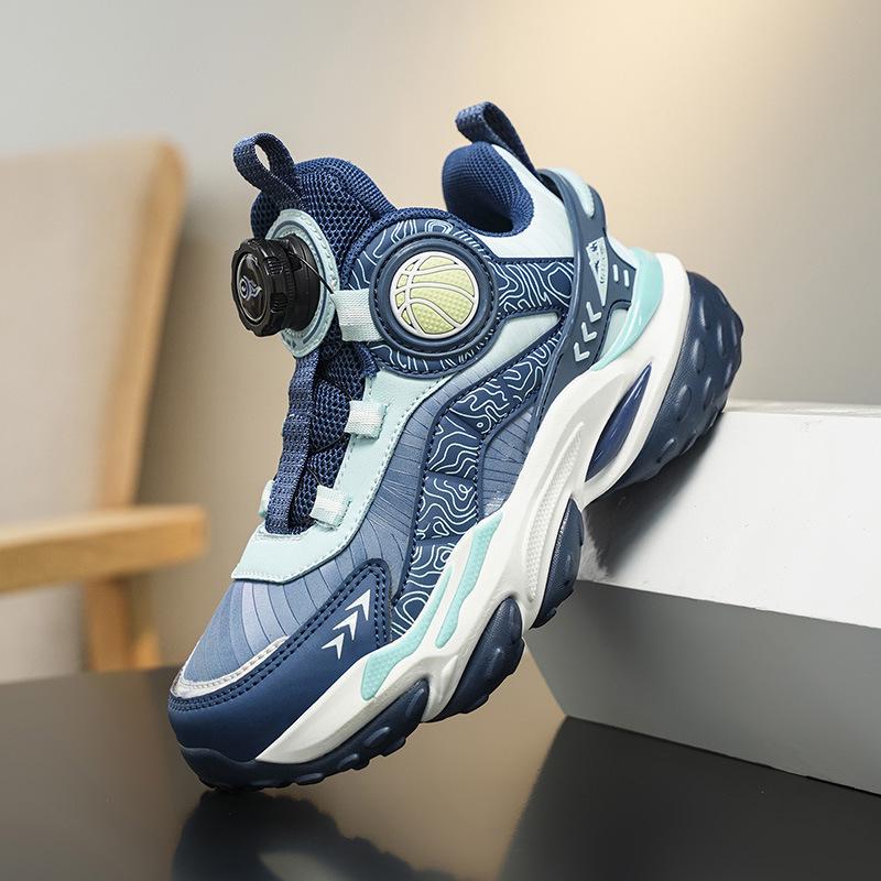 

Осенние нескользящие кожаные детские баскетбольные кроссовки на толстой подошве и с крутой вращающейся пряжкой 39