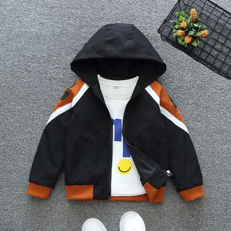 

Весенне-осенняя куртка для мальчиков, модный ветрозащитный плащ на молнии с буквенным принтом, пальто для мальчиков, подарок на день рождения, детская одежда 90 чёрный