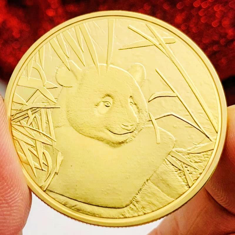 

Gold plated commemorative medals for panda tourism scenic spots, decorated with hanging ropes, metal coins, commemorative coins, and souvenirs