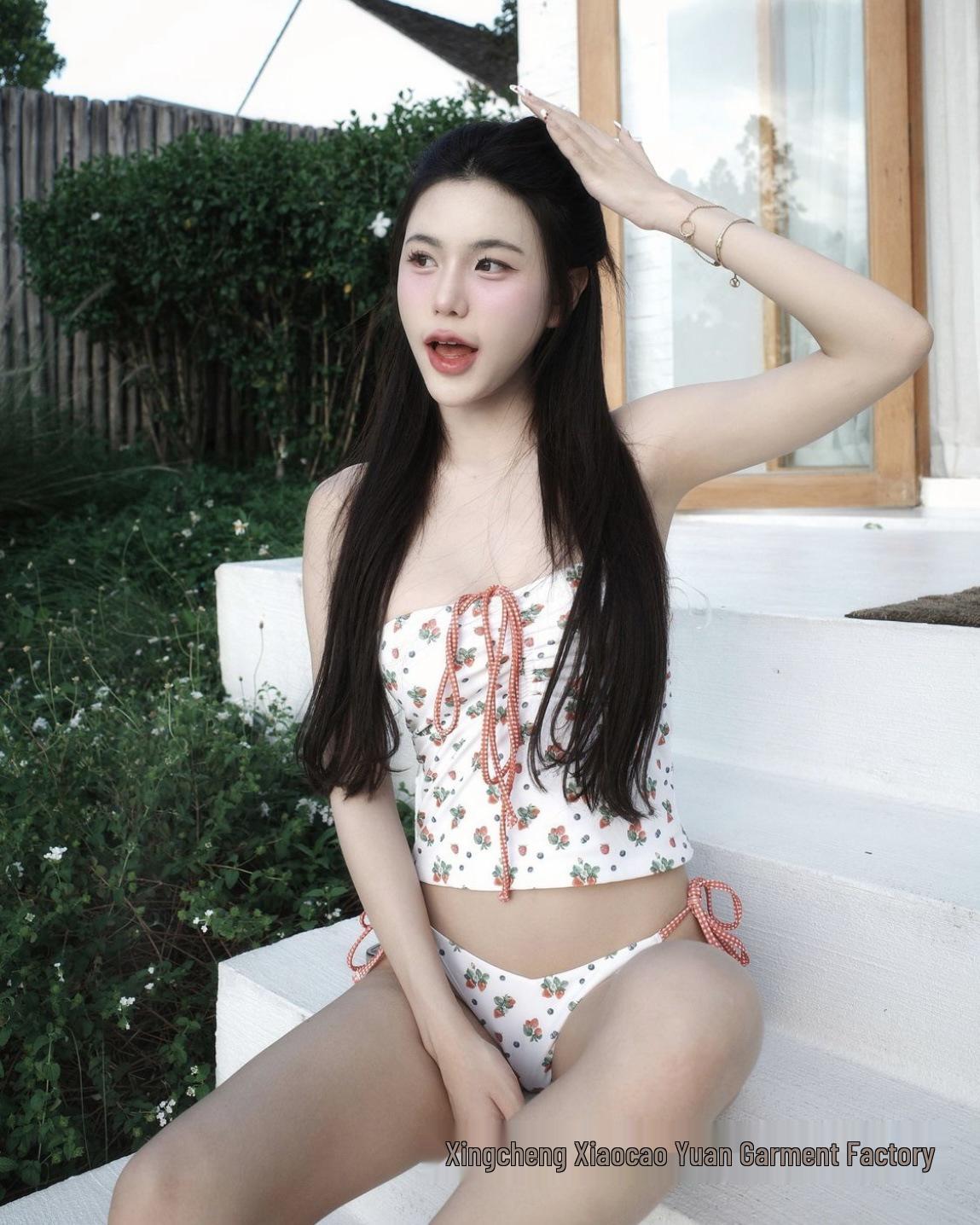 

Купальник в корейском стиле с цветочным принтом на кулиске - Женский комплект из двух частей L