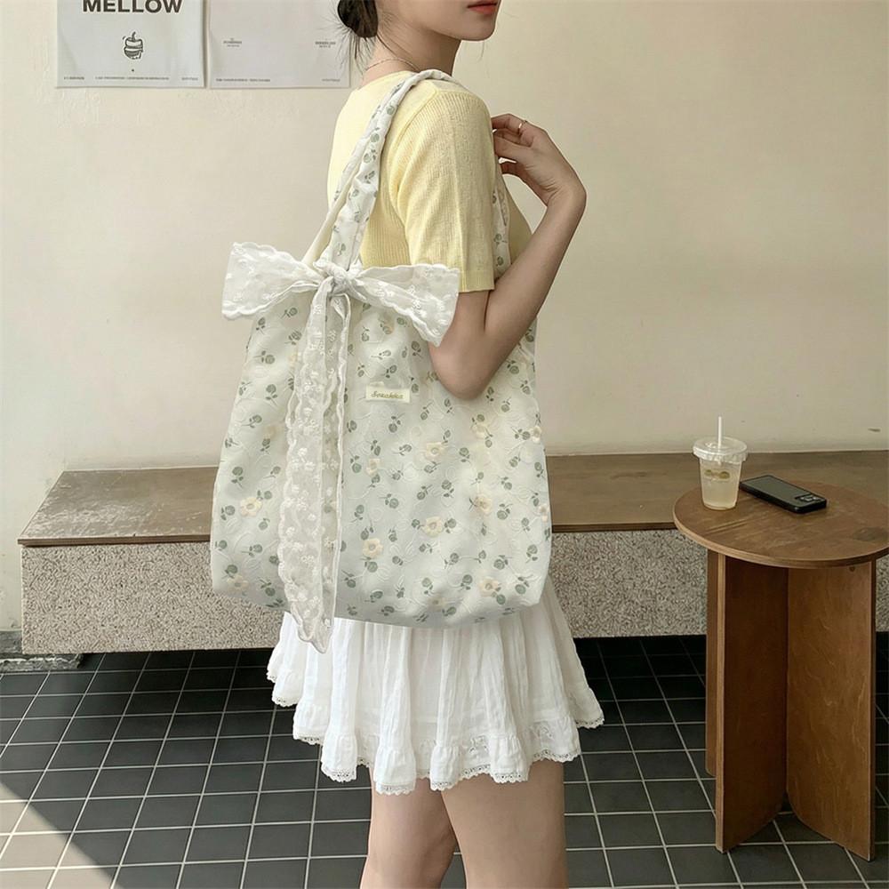 Floral Pattern Tote Bag With Soft Polyester Material For Daily Casual Use