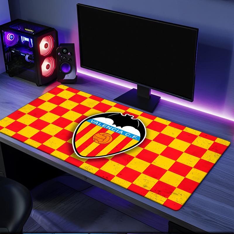 Valencia Crest Design Mouse Pad, Rubber Base, Mouse Pad for Gamers and Office Use, Gaming Desk , Easy To Clean Mat Christmas Fan Gifts
