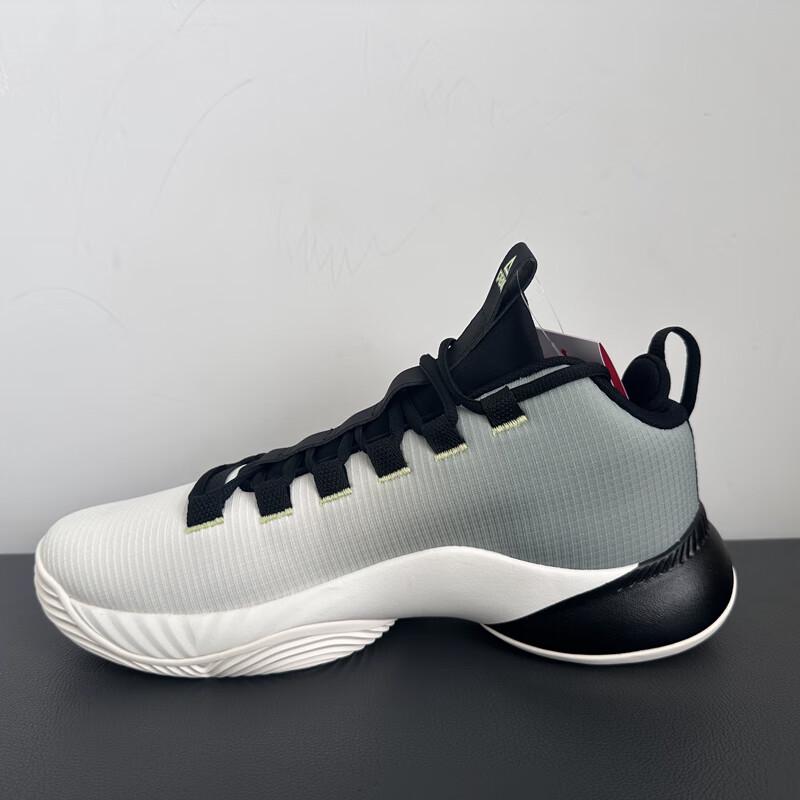 Peak TE13041A Men s Basketball Shoes EU 39