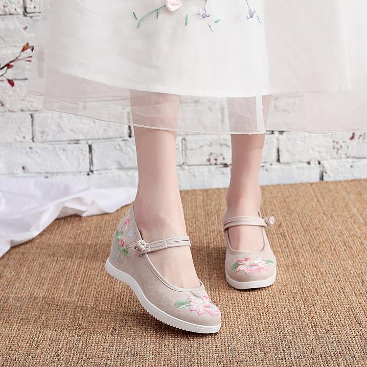 Fashion Chinese - Style Embroidered Wedge Mary Janes | Hanfu & Qipao - Friendly Daily Commute Ancient - Style Shoes