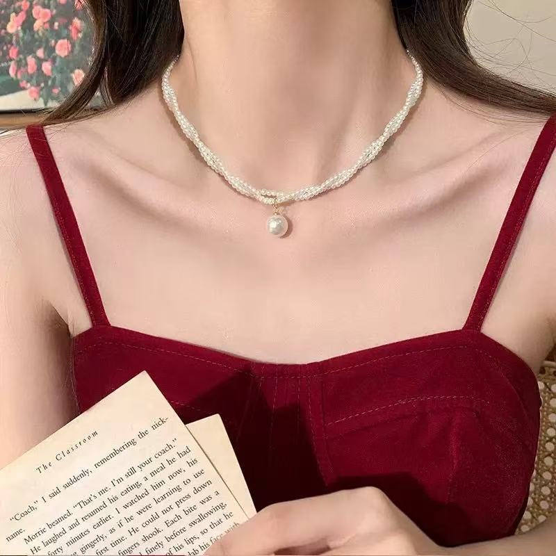 Summer Light Luxury Necklace Women's Fashion Commuting Simple Versatile Collarbone Chain New Trendy Neck Chain Collarbone Chain