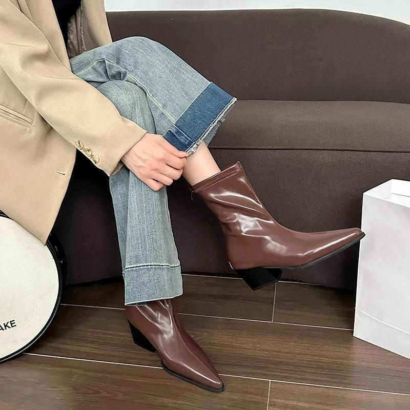 

Осень Зима Короткий Плюш Женские Ботильоны Мода Острый Носок Короткие Ботильоны Лаконичные Туфли на Толстом Каблуке 35 коричневый