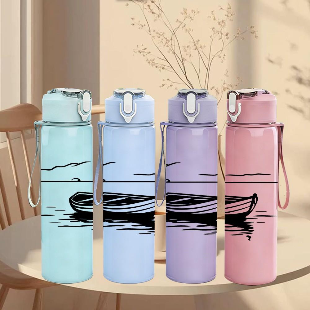 1PC Lake Boat Minimal Line Drawing 750ml Color Plastic Sports Water Bottle Leakproof Flip Straw Lid Suitable for Sports Office Home Use