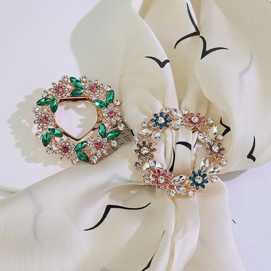 Women Scarf Fastener Sparkling Rhinestones Leaves Flower Shape Scarf Button Suits Coats Bags Scarves Badge Versatile Accessory