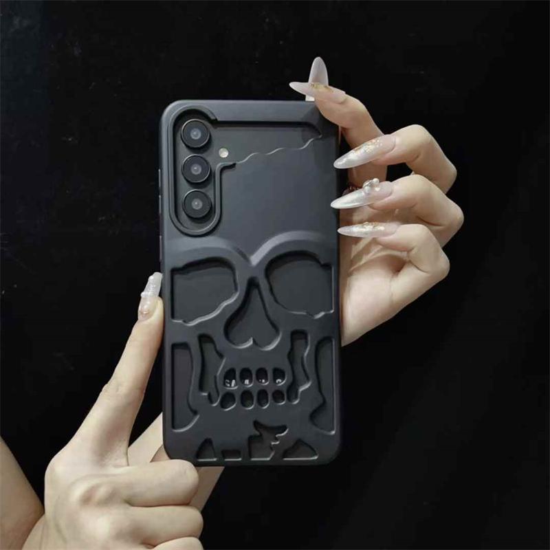 Luxury Matte Hollow Out Skeleton Skull Phone Case For Samsung Galaxy S25 S24 S23 Ultra Plus Shockproof Cover