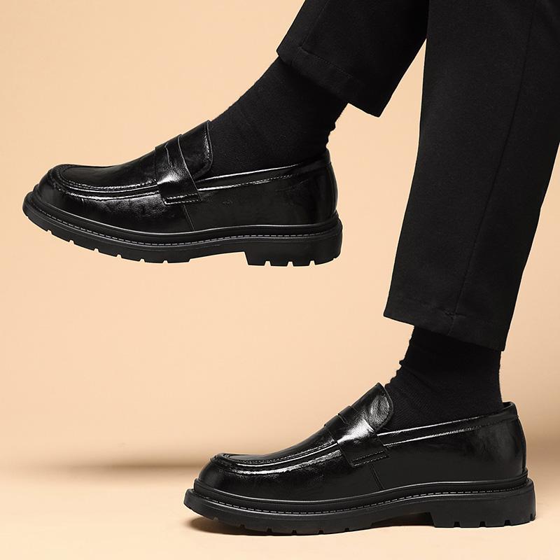 Black men's loafers Minimalist and design style Leisure Business Office Daily Office Party Leather shoes Gentleman adults