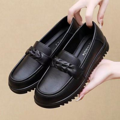 Schwarze Schuhe Frühling Neu Lässige Lederschuhe Weiche Sohle Rutschfest Mittlere Einzelne Schuhe