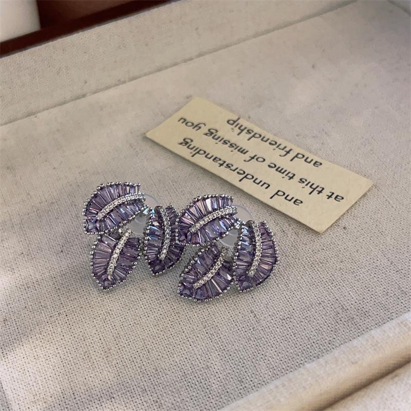 Luxury Zircon Leaf Stud Earrings: Elegant, Versatile, Micro-Paved, Super Shiny