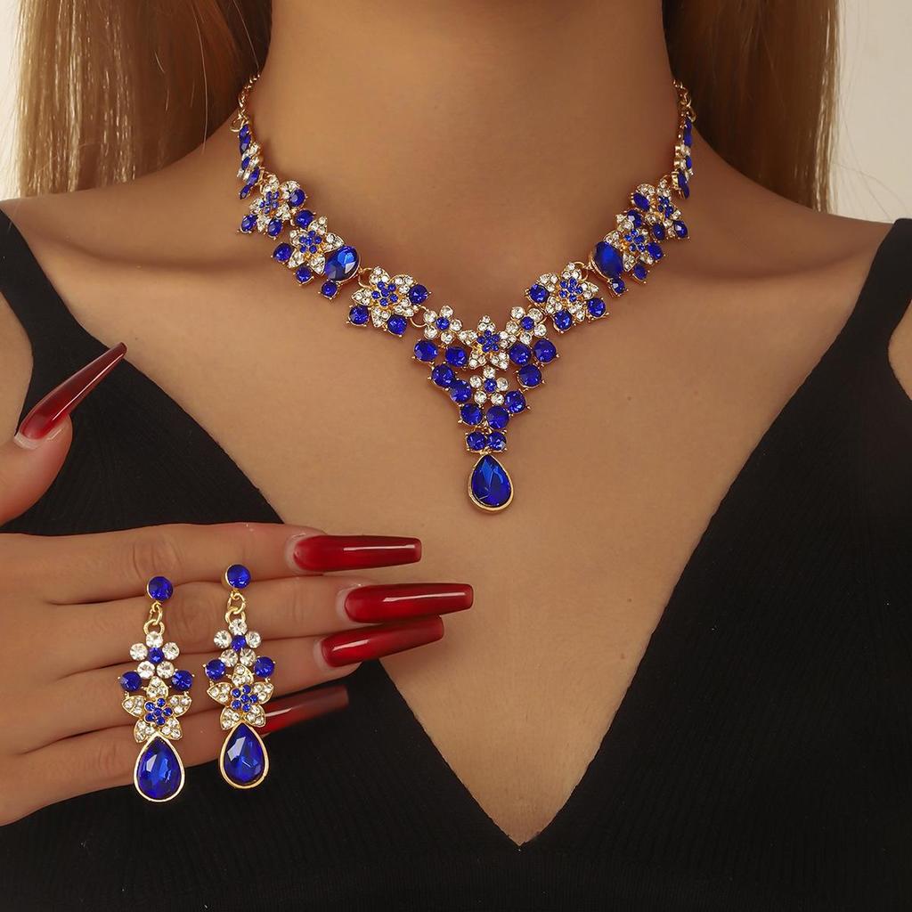 Elegant Rhinestone Water Drop Necklace Set - High-End European & American Court Style Jewelry for Women