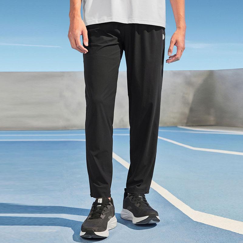 Skechers Solid Color Cuffed Moisture-Wicking Cool Feel Knitted Sports Pants Men bottoms Carbon-Black P224M054-0018