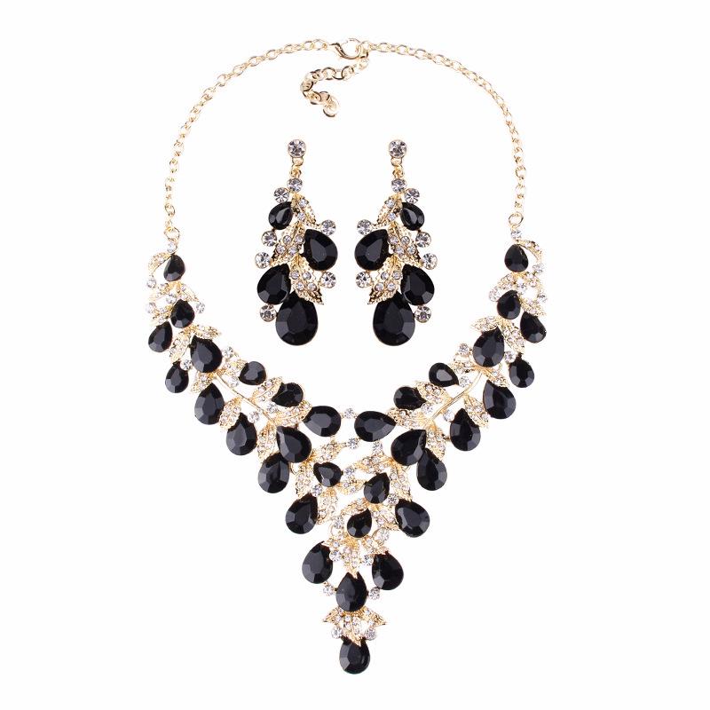 Glam European & American Statement Rhinestone Necklace and Earring Set for Women - Evening & Dinner Accessories.