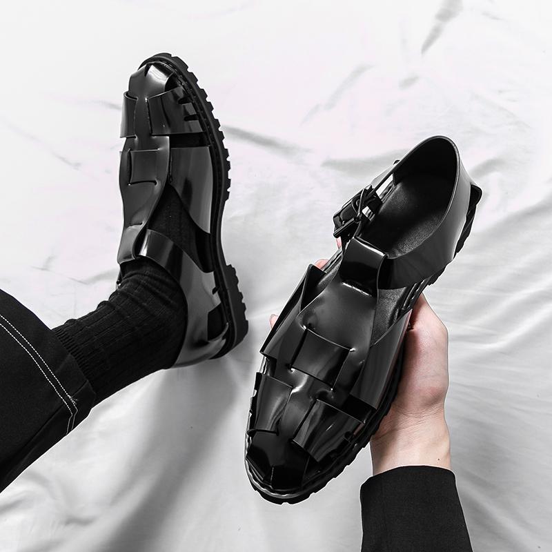 Fashion Fashion men's summer shoes Classic  styles Outdoor leisure street leisure business and office Black white versatile sandals
