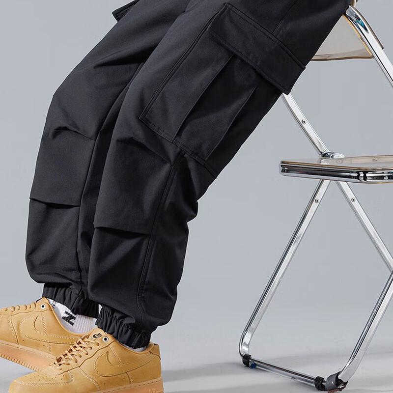 Jeep Men's Waterproof Outdoor Straight-Leg Jogger Cargo Pants
