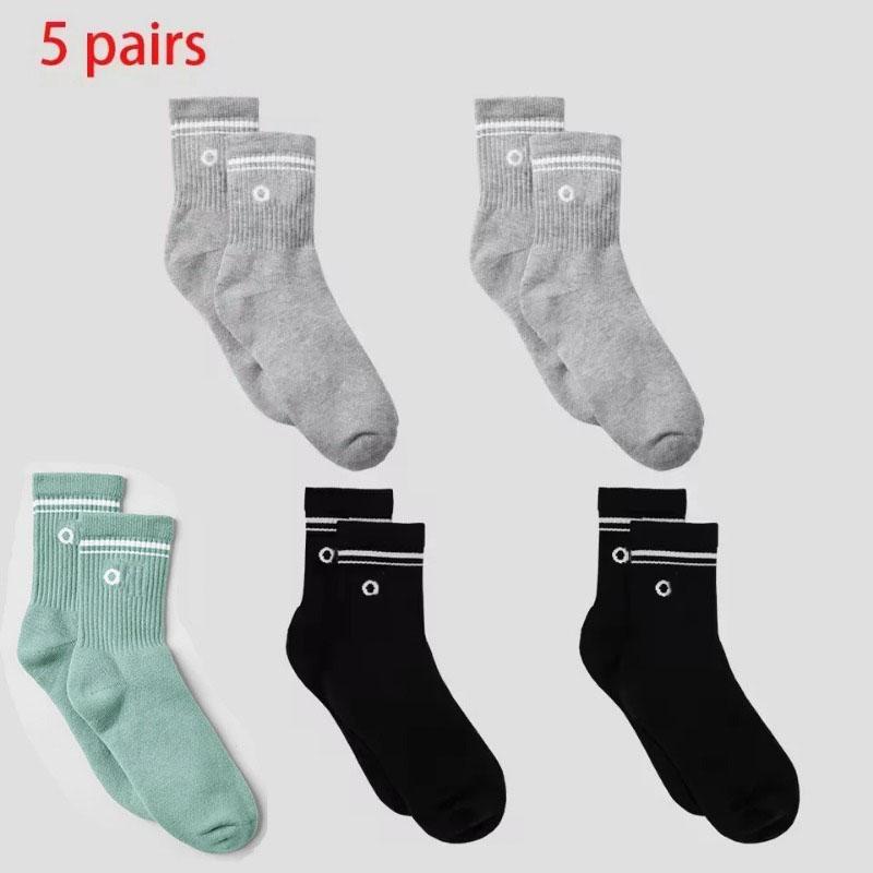 4 Pairs Cotton Female Yoga Sports Sock, Medium Long Socks, Pilates Fitness Sports Four Seasons High Quality Women's Yoga Sock