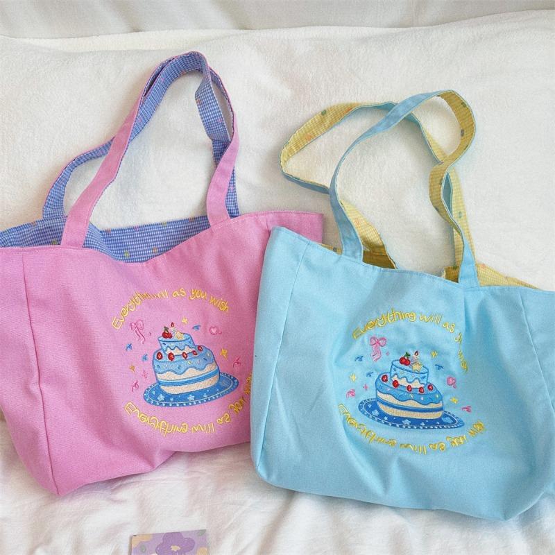 Fresh contrasting color dual-purpose shoulder large-capacity tote bag lazy wind embroidered canvas bag college student backpack