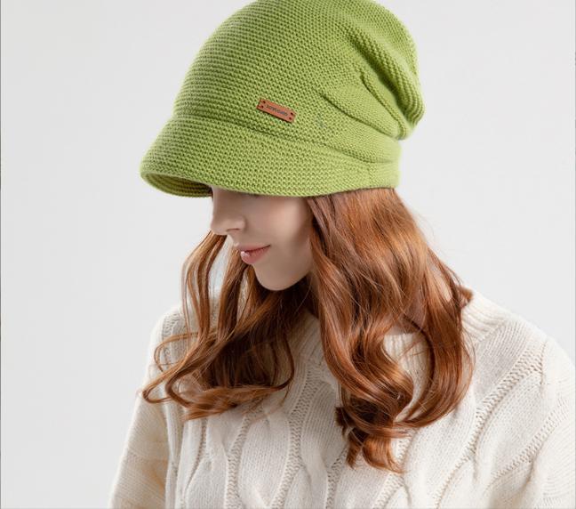 Winter Fleece Lined Small Brim Knitted Hat Women Soft Stretchy Warm Beanie Cap for Cold Weather Outdoor Use