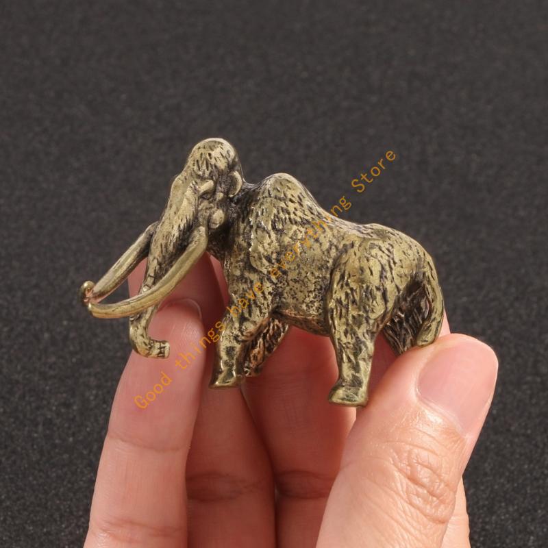 Brasses Tusked Elephant Miniature Figurine with Distressed Finish Antique Sculpture For Living Room Desktop Decors Gift 55KF