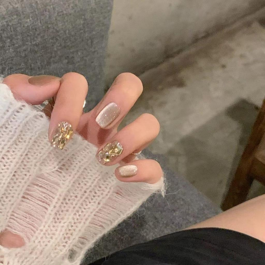 Wearing Armor Handmade Manicure Finished Fake Nail Patch Mocha Light Chase Cat Eye Flash Champagne Diamond Removable