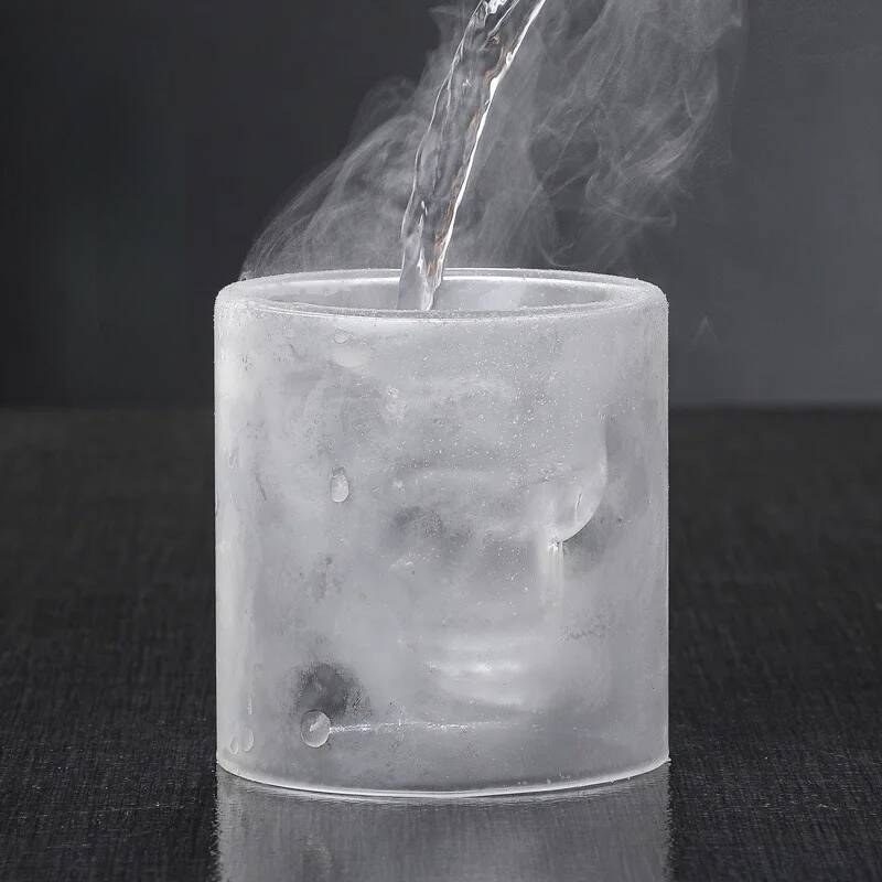 2 Stück Doppelwandige Kreative Bar Totenkopf Whiskey Likör Bierglas Halloween Schnapsgläser Teetasse Saftbecher Trinkclub Weinglas