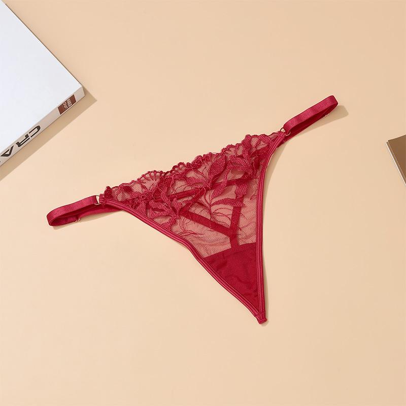 Women's erotic embroidered lace underwear, pure cotton thong, sexy tight T-shirt, strapped girls, sexy sexy
