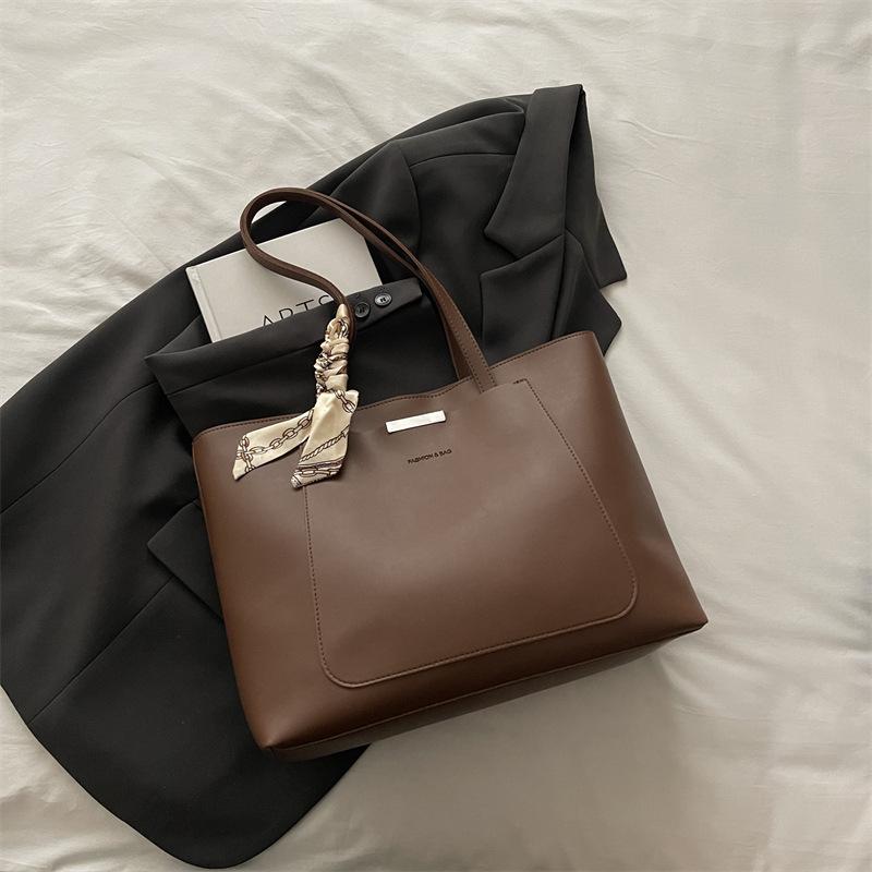 Large Capacity Bag Women's Trend Fashion Commuter Tote Bag Handbag New Women's Bag Shoulder Bag
