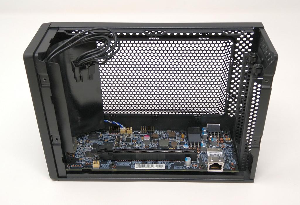 SPARKLE External Expansion Box for Thunderbolt Graphics Board Amulet Original TBX-240FU 3/4 (with Manual)