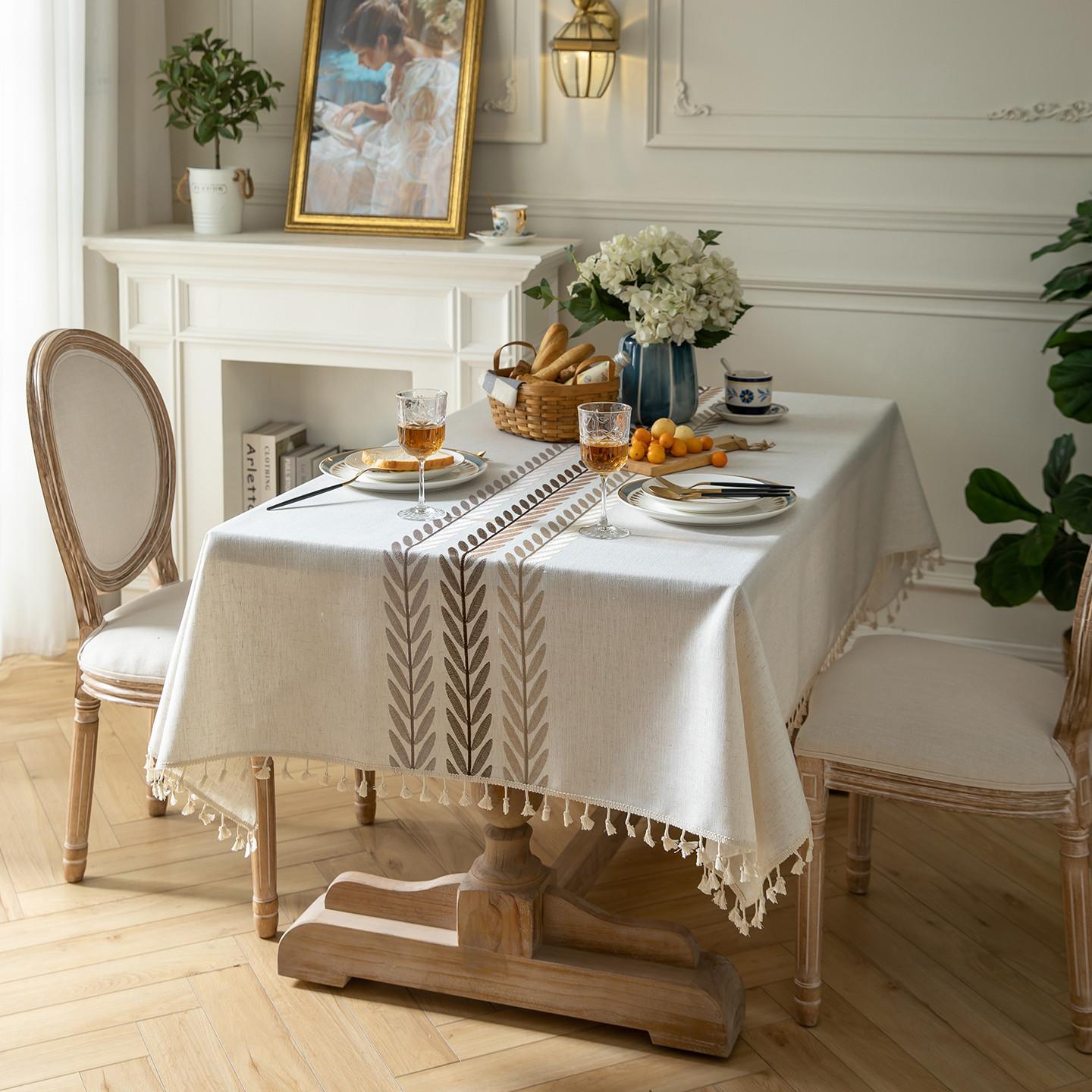 

Скатертина Маленька Свіжа Бавовняна та Лляна Вишита Скатертина для Обіднього Столу Водонепроникна Скатертина Скатертина для Кавового Столу Покривна Тканина 90*90cm