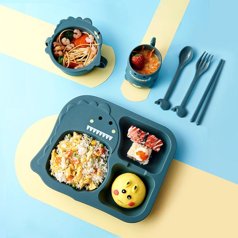 Dinosaur-Themed Children's Dinnerware Set: Divided Plate, Bowl, and Cutlery for Boys Aged 4-6
