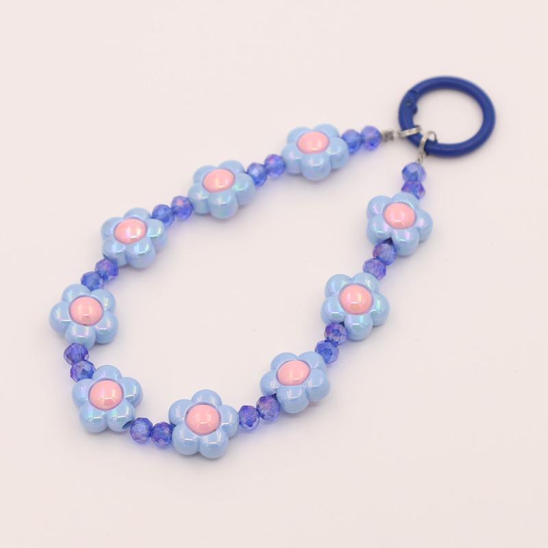 Versatile Beaded Keychain Pendant: Heart & Flower Lanyard Accessories