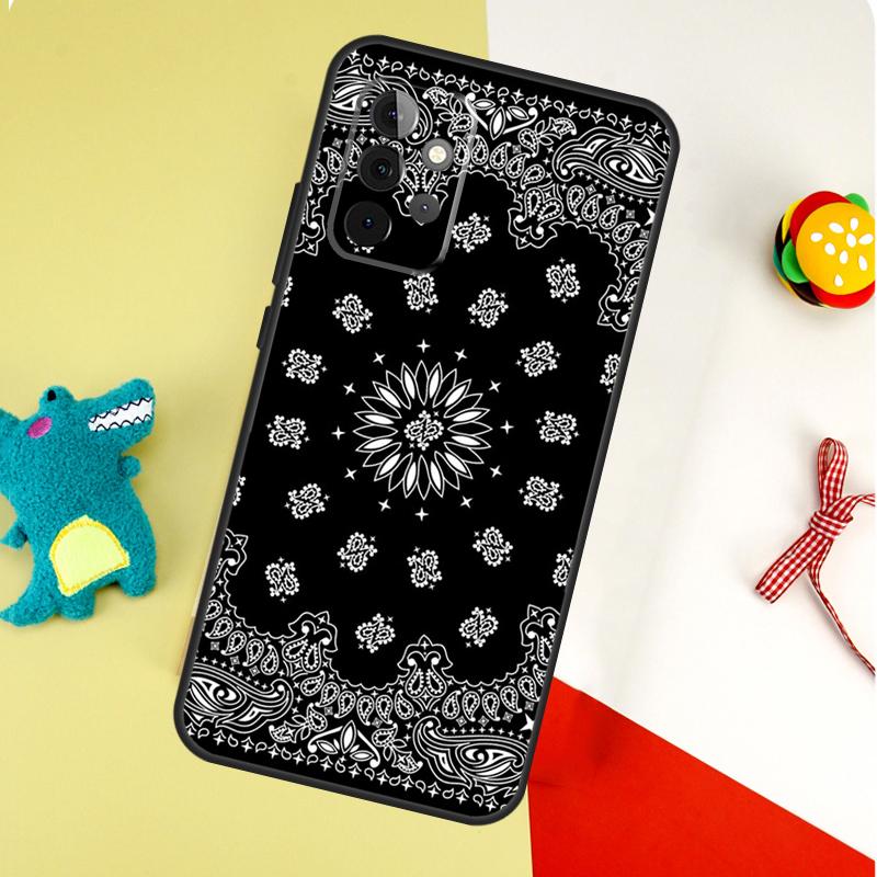 Black Bandana Paisley For Samsung Galaxy A05 A06 A16 A54 A34 A14 A55 A35 A15 A53 A33 A13 A22 A32 A52 Phone Case