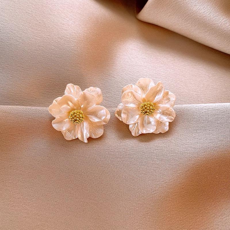 French Camellia Fairy Flower Stud Earrings: High-End, Stylish, and Versatile for Women